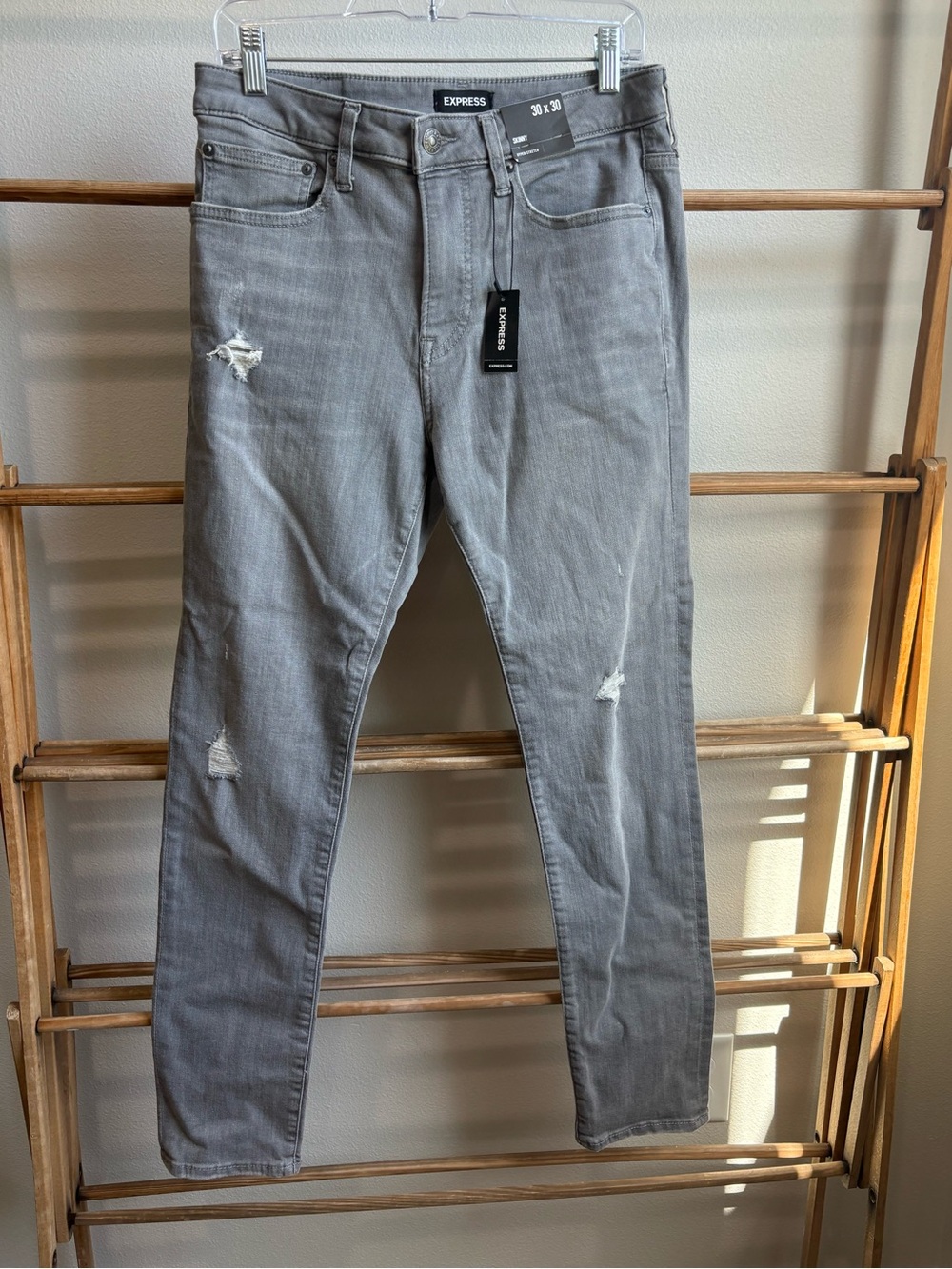Express men's skinny fit distressed jeans | size 30x30